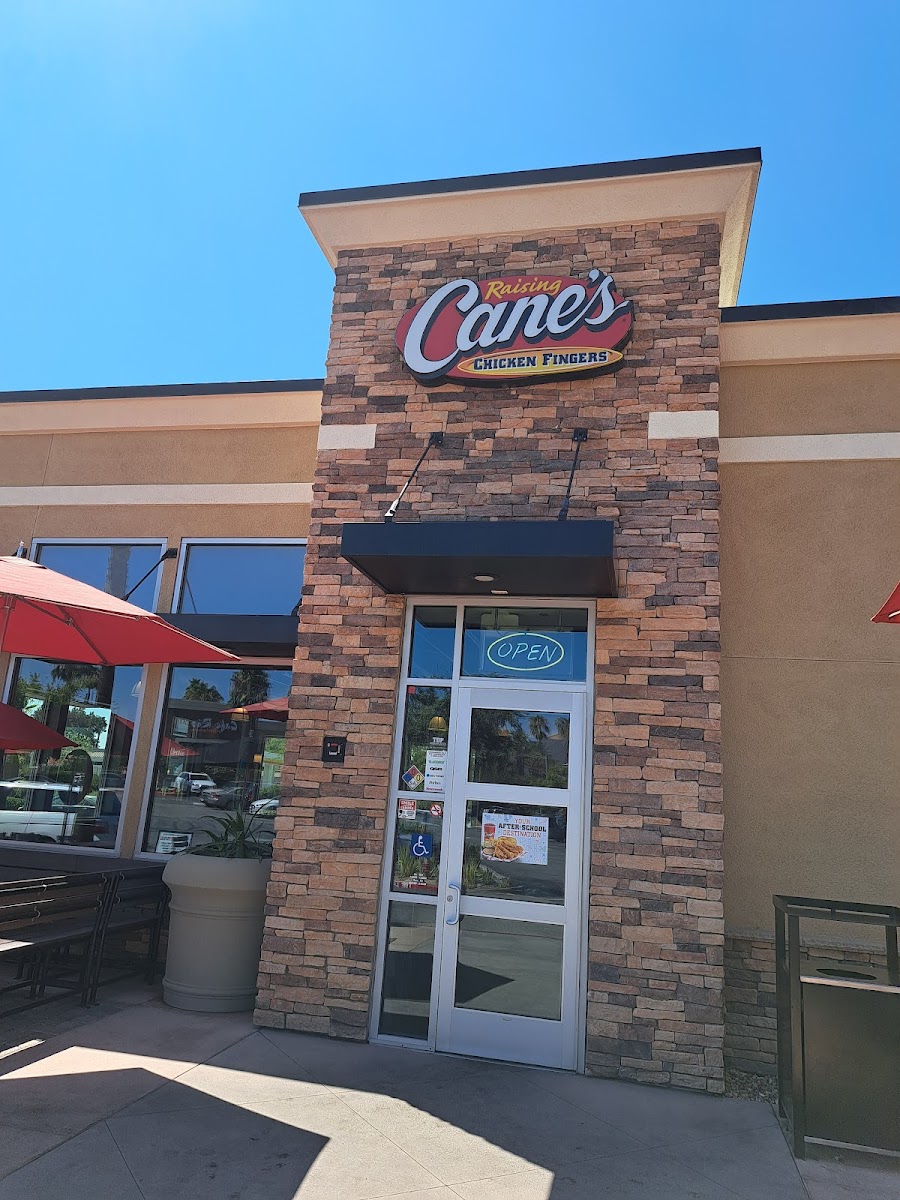 Menifee Lakes Plaza